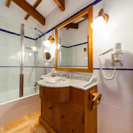 Ses Cuarterades By Menorca Vacations Villa *