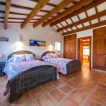 Ses Cuarterades By Menorca Vacations Villa *