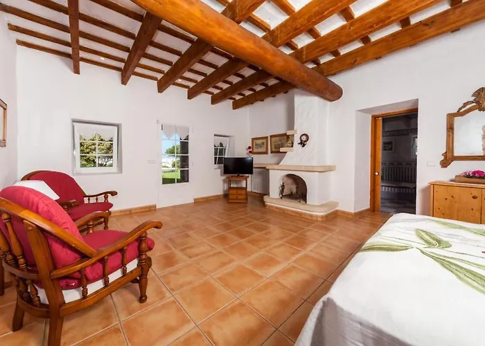 Ses Cuarterades By Menorca Vacations *